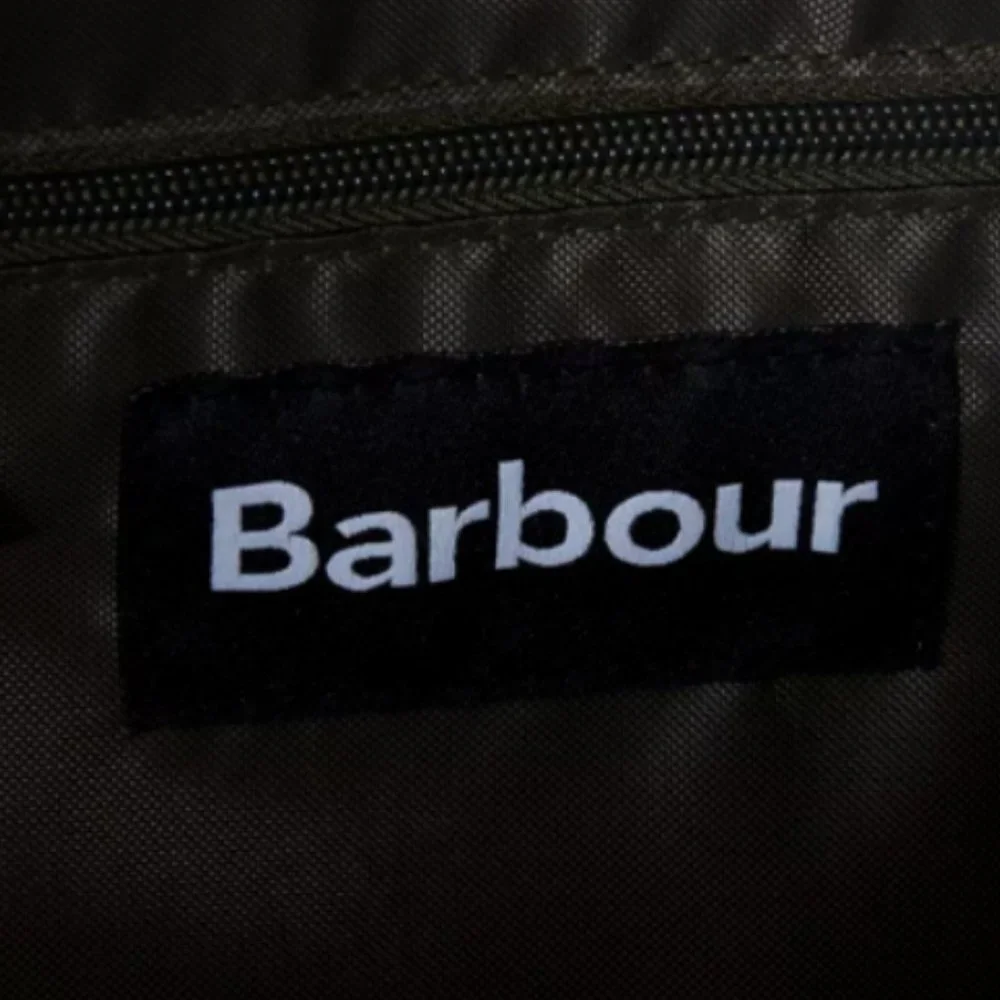 Barbour Cascade Duffle Holdall Short Trip Travel Bag  Fantastic Review MSRP$120